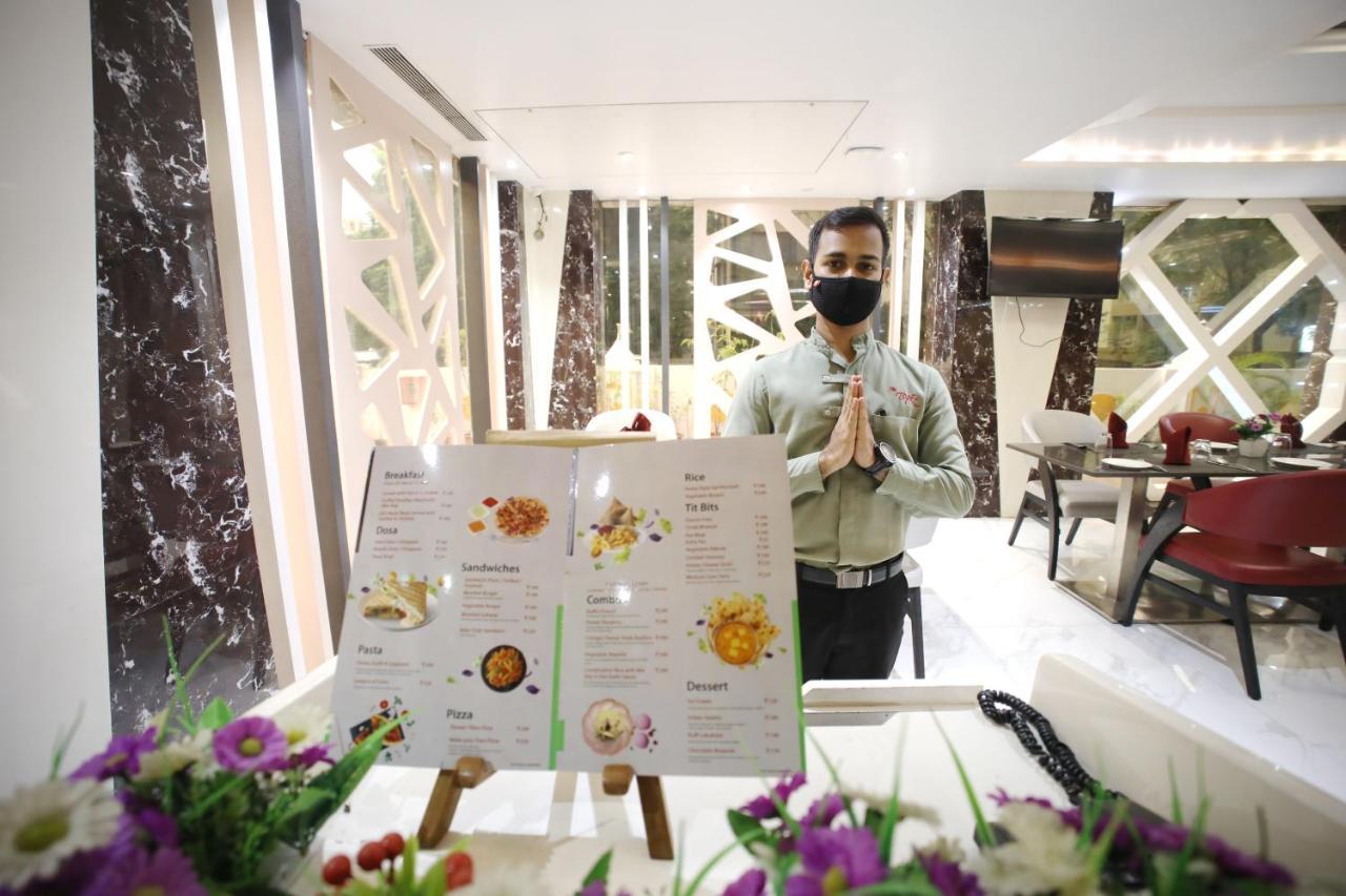 The Byke Suraj Plaza Pure Veg, Тхане Экстерьер фото